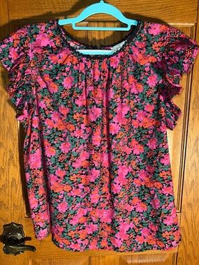 Floral Puff Sleeve Top in Bright Pink & Green